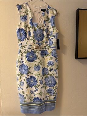 NWT-Stella & Julie- White and Blue Floral Midi Dress with Belt